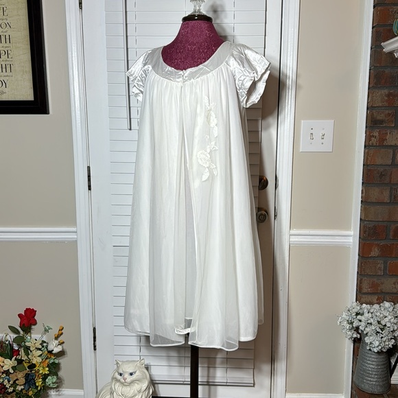 MCM Vintage Sears 60s Chiffon Two Piece Nightgown Robe Set - Picture 1 of 12
